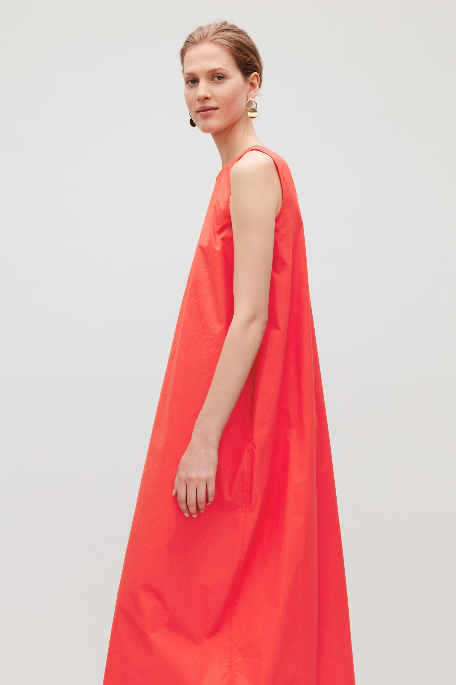 cos balloon dress